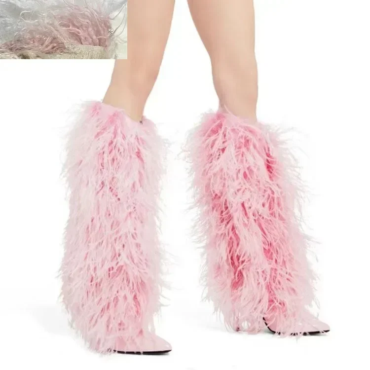 Kniehohe Stiefel aus Wollimita – Street Fashion Magazines Bewertung und Preis