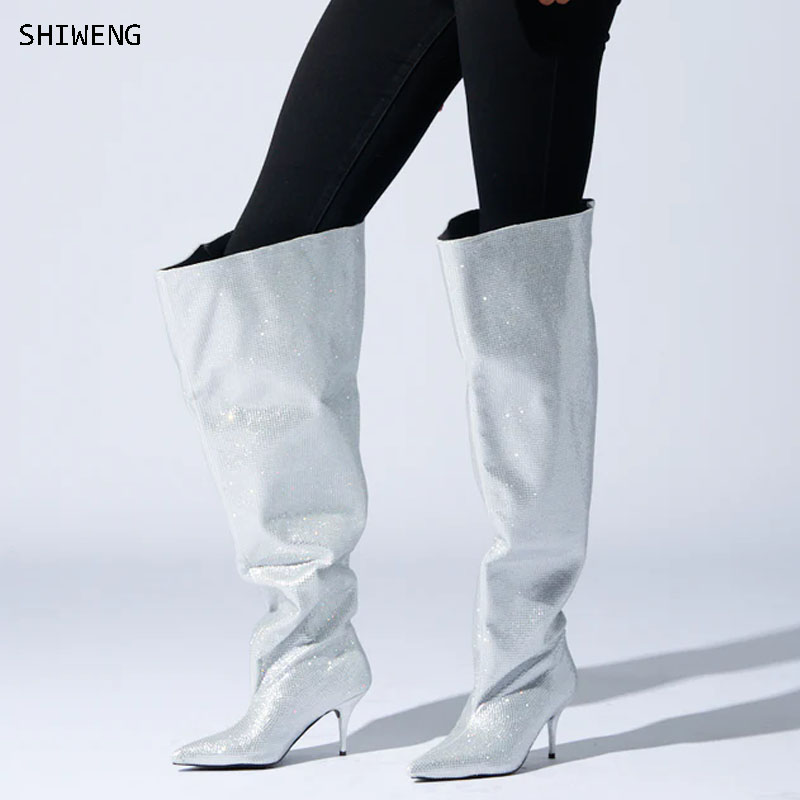 2026 kniehohe Silber Kristall  – Street Fashion Rome 2026 Bewertung und Preis