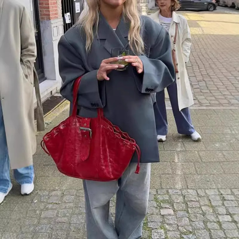 Modische Blazer-Jacke für Dame – Street Fashion Taiwan Bewertung und Preis