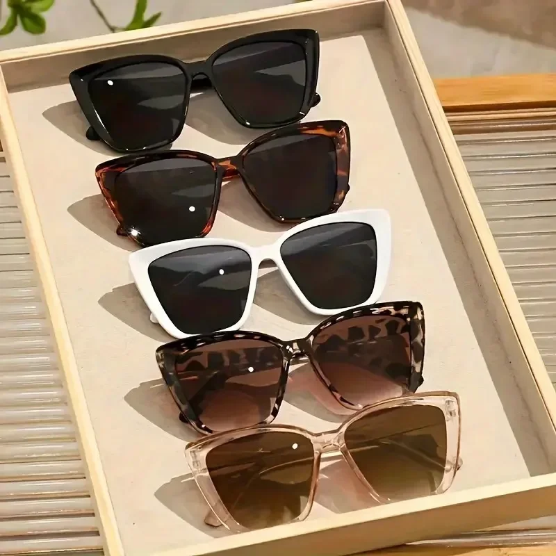 INS Katzenaugen-Sonnenbrille U – Street Fashion Shoot Bewertung und Preis